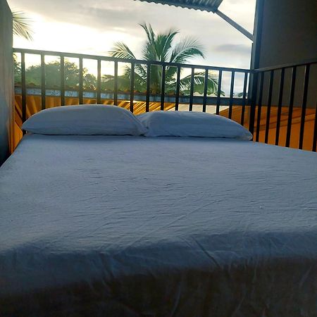 Bewak Cr Hotel Tortuguero Kültér fotó